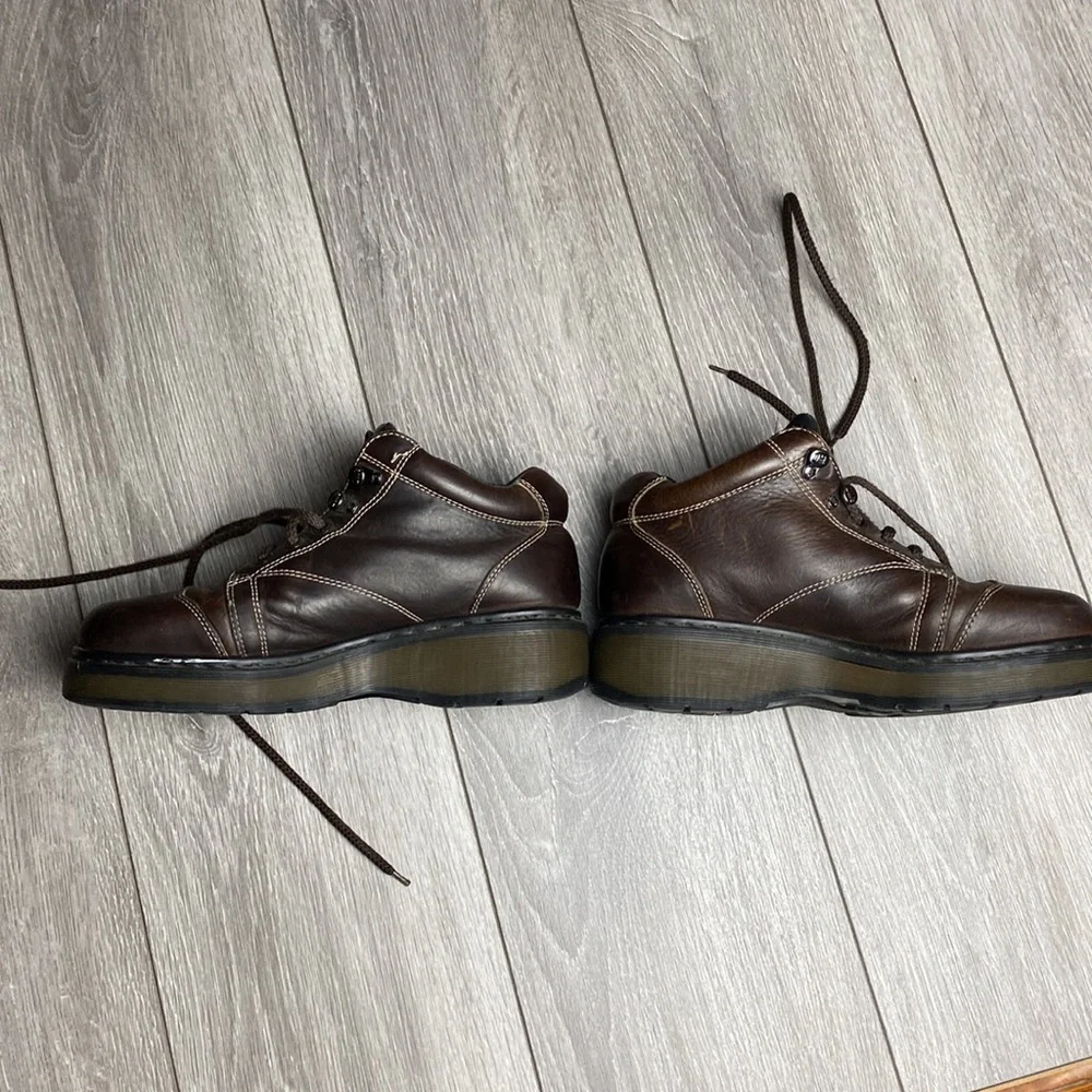 DrMartens, Men’s size 9 boots - Picture 2 of 11